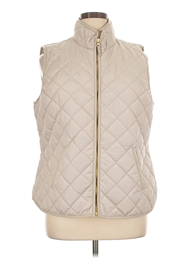 Pre-owned Old Navy Vest In Ivory