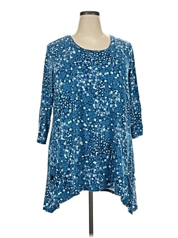 LOGO by Lori Goldstein 3/4 Sleeve T-Shirt (view 1)
