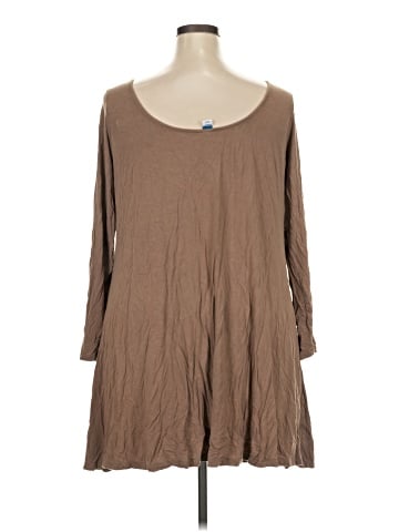 Old Navy 3/4 Sleeve T-Shirt (view 2)