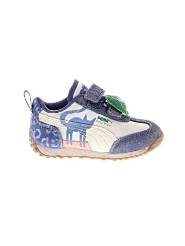 Puma Sneakers (view 1)