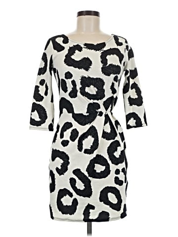 Le Lis Casual Dress (view 1)