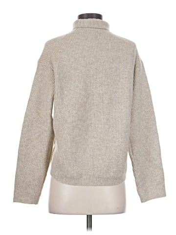 Uniqlo Turtleneck Sweater (view 2)