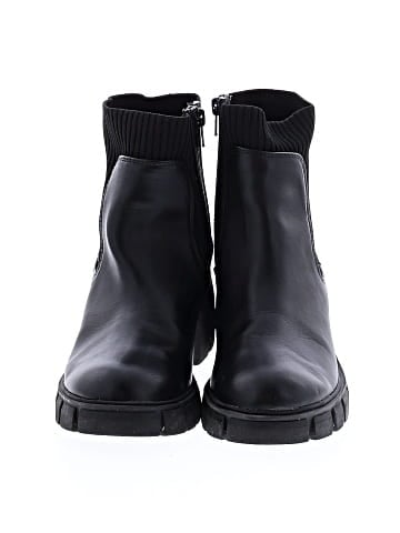 Universal Thread Ankle Boots (view 2)