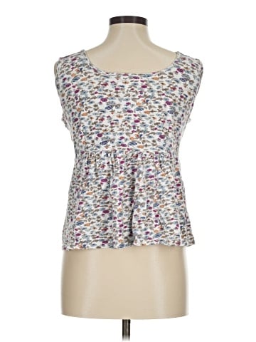 North Style Sleeveless Blouse (view 2)