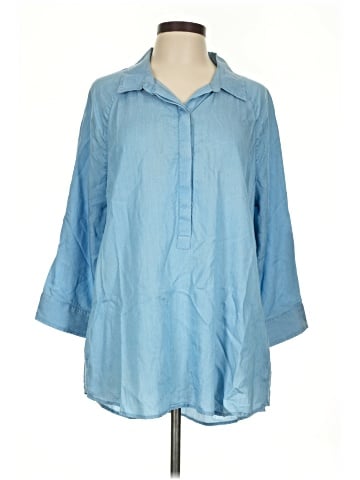 Crown & Ivy 3/4 Sleeve Button-Down Shirt (view 1)
