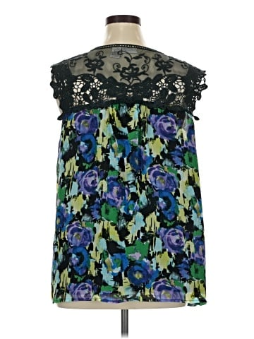 Kim Rogers Sleeveless Blouse (view 2)