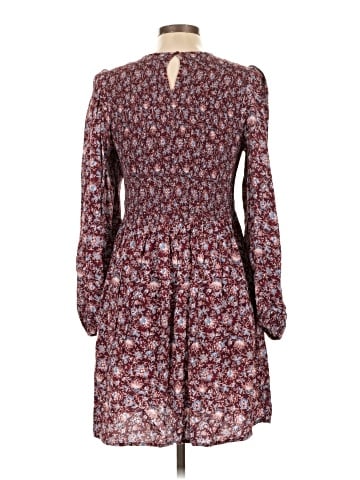 Old Navy Casual Dress (view 2)