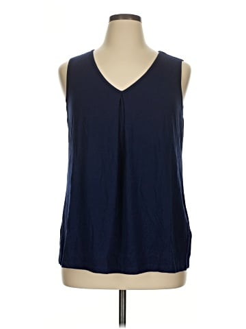 BLOOMCHIC Sleeveless T-Shirt (view 1)