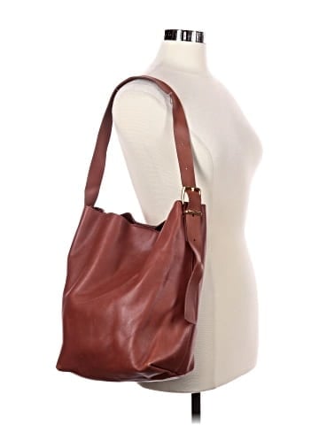 Madewell The Essential Bucket Tote in Leather (view 2)
