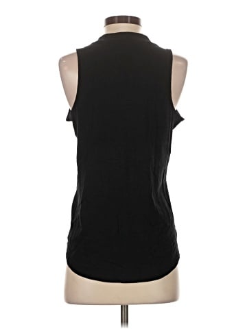 Old Navy Sleeveless T-Shirt (view 2)
