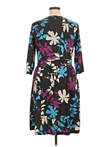 Spruce & Sage Casual Dress (view 2)