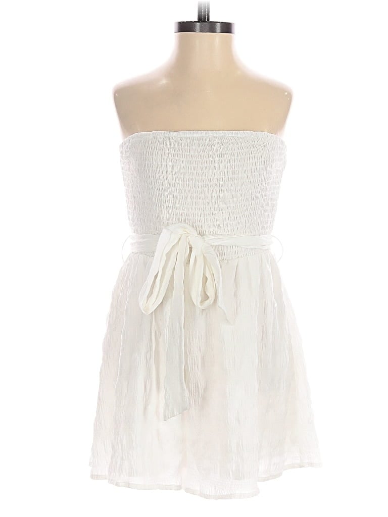 Pre-owned Shein Romper In Ivory