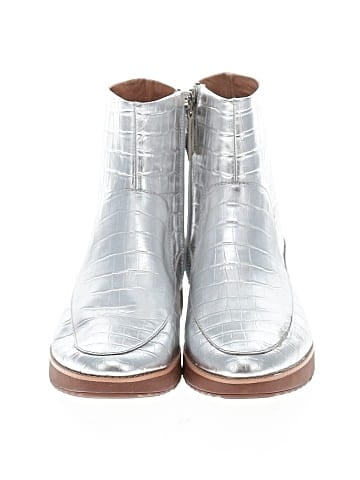 FitFlop Ankle Boots (view 2)