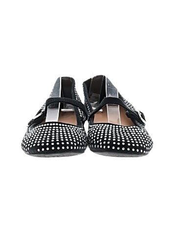 Unbranded Flats (view 2)