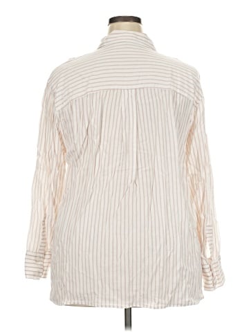 Torrid Long Sleeve Button-Down Shirt (view 2)