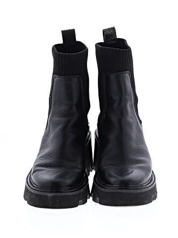 Dolce Vita Ankle Boots (view 2)