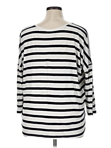 Banana Republic Factory Store 3/4 Sleeve T-Shirt (view 2)