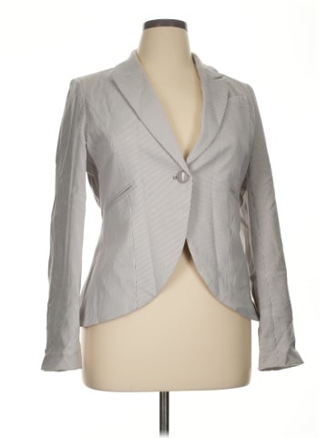 Amanda + Chelsea Blazer (view 1)