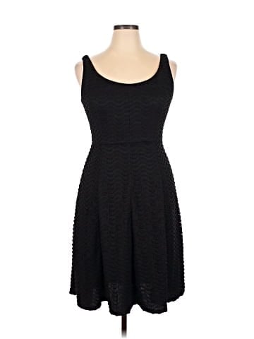 Carmen Marc Valvo Casual Dress (view 1)
