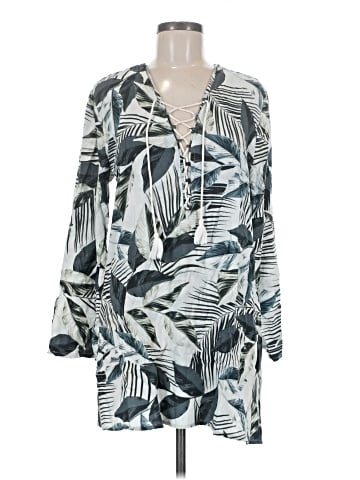 La Blanca 3/4 Sleeve Blouse (view 1)