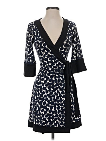 Diane von Furstenberg Kimono (view 1)