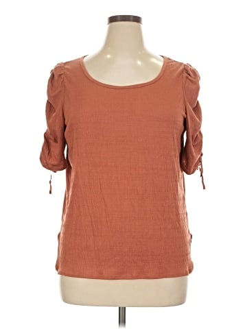 Max Studio 3/4 Sleeve Top (view 1)
