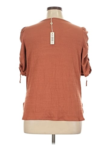 Max Studio 3/4 Sleeve Top (view 2)