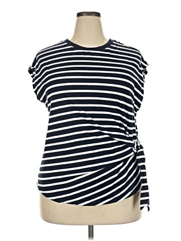 Old Navy Sleeveless T-Shirt (view 1)