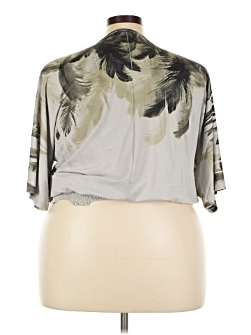 Fylo Short Sleeve Top (view 2)