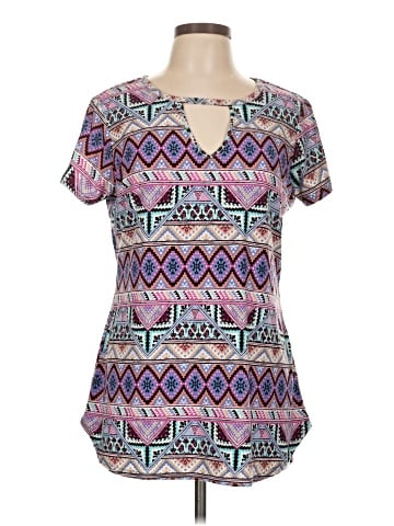 Bobbie Brooks Short Sleeve T-Shirt (view 1)