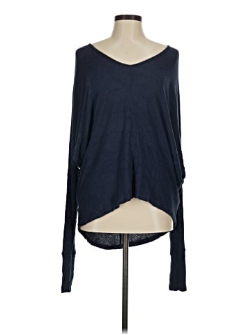 Elan Long Sleeve T-Shirt (view 1)