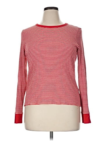 American Eagle Outfitters Long Sleeve T-Shirt (view 1)