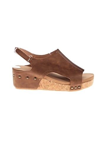 Unbranded Wedges (view 1)