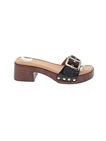 Madden Girl Sandals (view 1)
