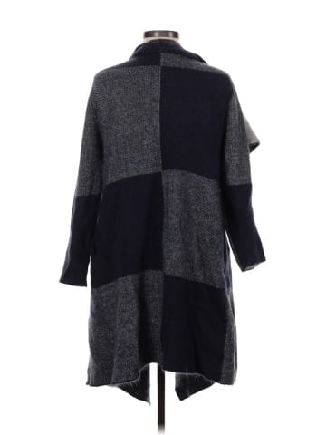 Amaryllis Poncho (view 2)