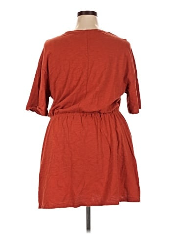 Old Navy Casual Dress (view 2)