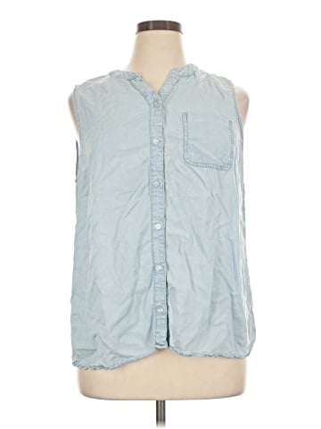 Chico's Sleeveless Button-Down Shirt (view 1)