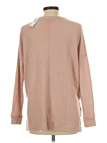 American Eagle Outfitters Pullover Sweater (view 2)