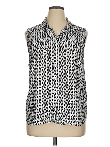 Worthington Sleeveless Blouse (view 1)