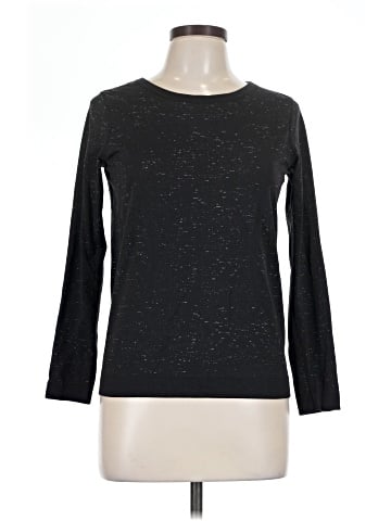 Lululemon Athletica Long Sleeve T-Shirt (view 1)