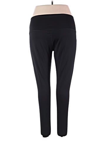 Nike Active Pants (view 2)