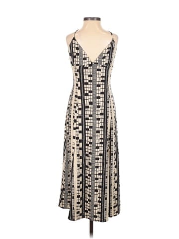 Urban Outfitters Casual Dress (view 2)