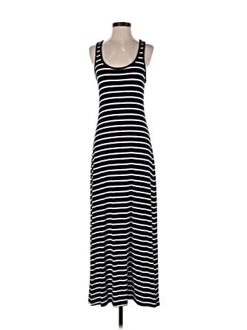 Old Navy Casual Dress (view 1)