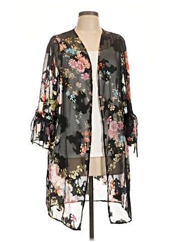 Lily White Kimono (view 1)