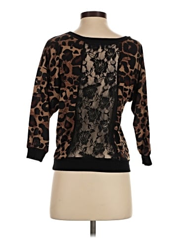 Almost Famous 3/4 Sleeve Top (view 2)