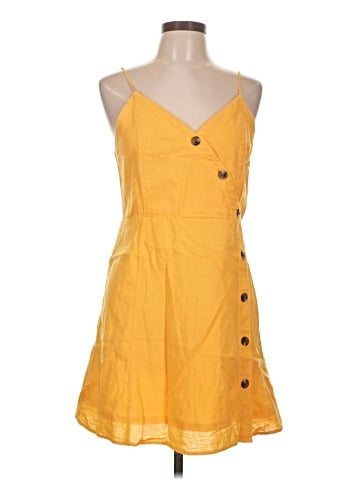 American Eagle Outfitters Casual Dress (view 1)
