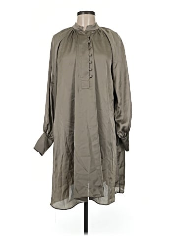 H&M Casual Dress (view 1)