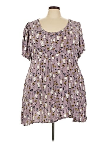 Hot Topic Casual Dress (view 1)