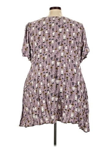 Hot Topic Casual Dress (view 2)