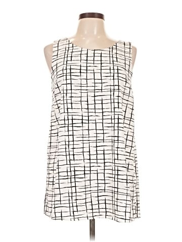 41Hawthorn Sleeveless Blouse (view 1)